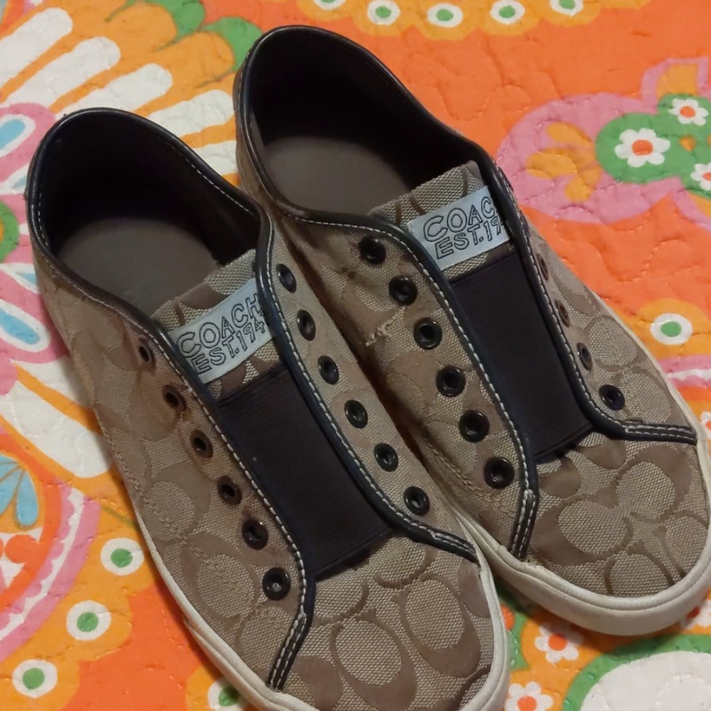 Coach slip on tennis shoes